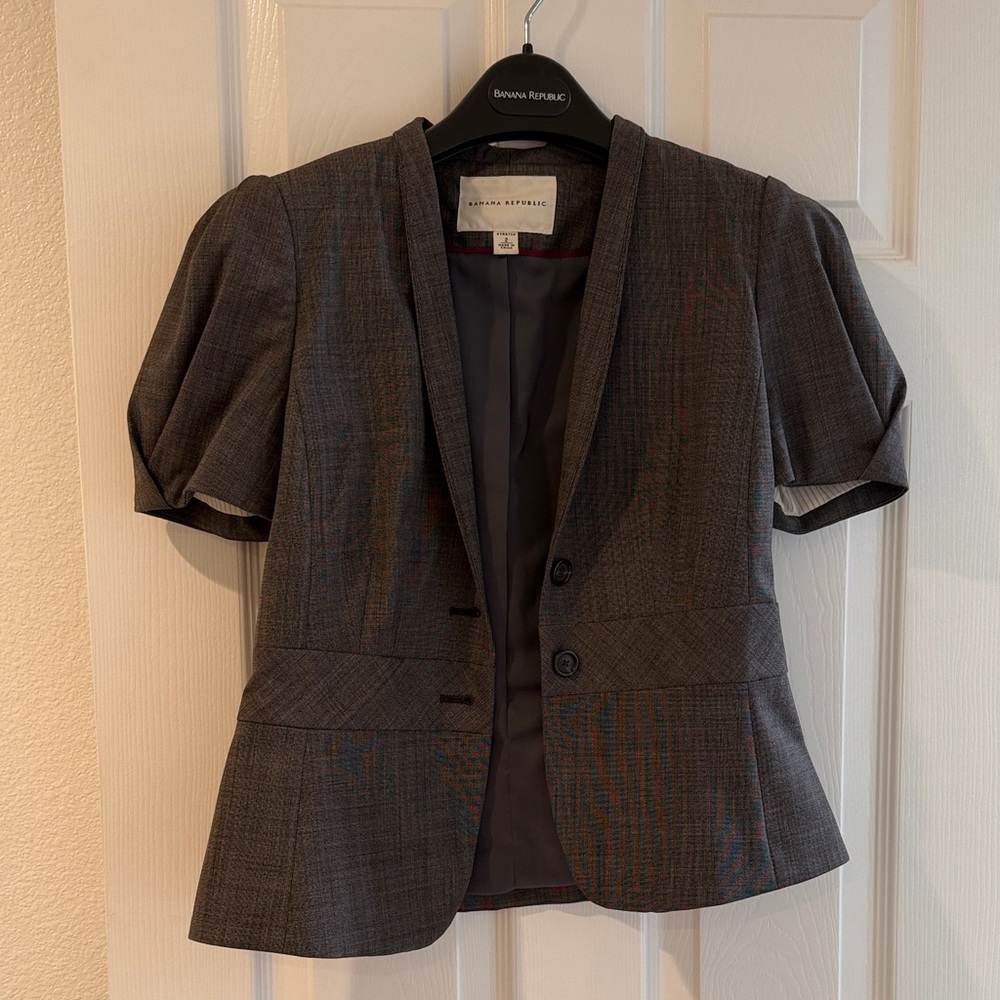 Banana Republic Gray Short-Sleeve Tailored Blazer